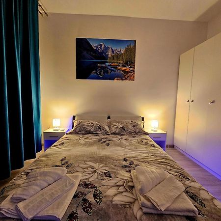 Garsoniera Residence Militari Chiajna ภายนอก รูปภาพ