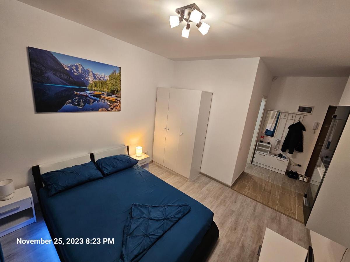 Garsoniera Residence Militari Chiajna ภายนอก รูปภาพ
