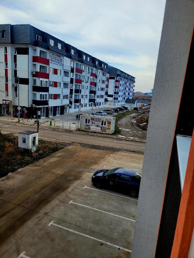 Garsoniera Residence Militari Chiajna ภายนอก รูปภาพ