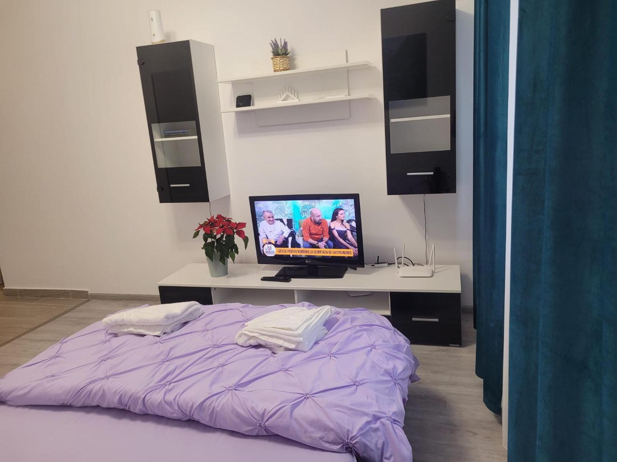 Garsoniera Residence Militari Chiajna ภายนอก รูปภาพ
