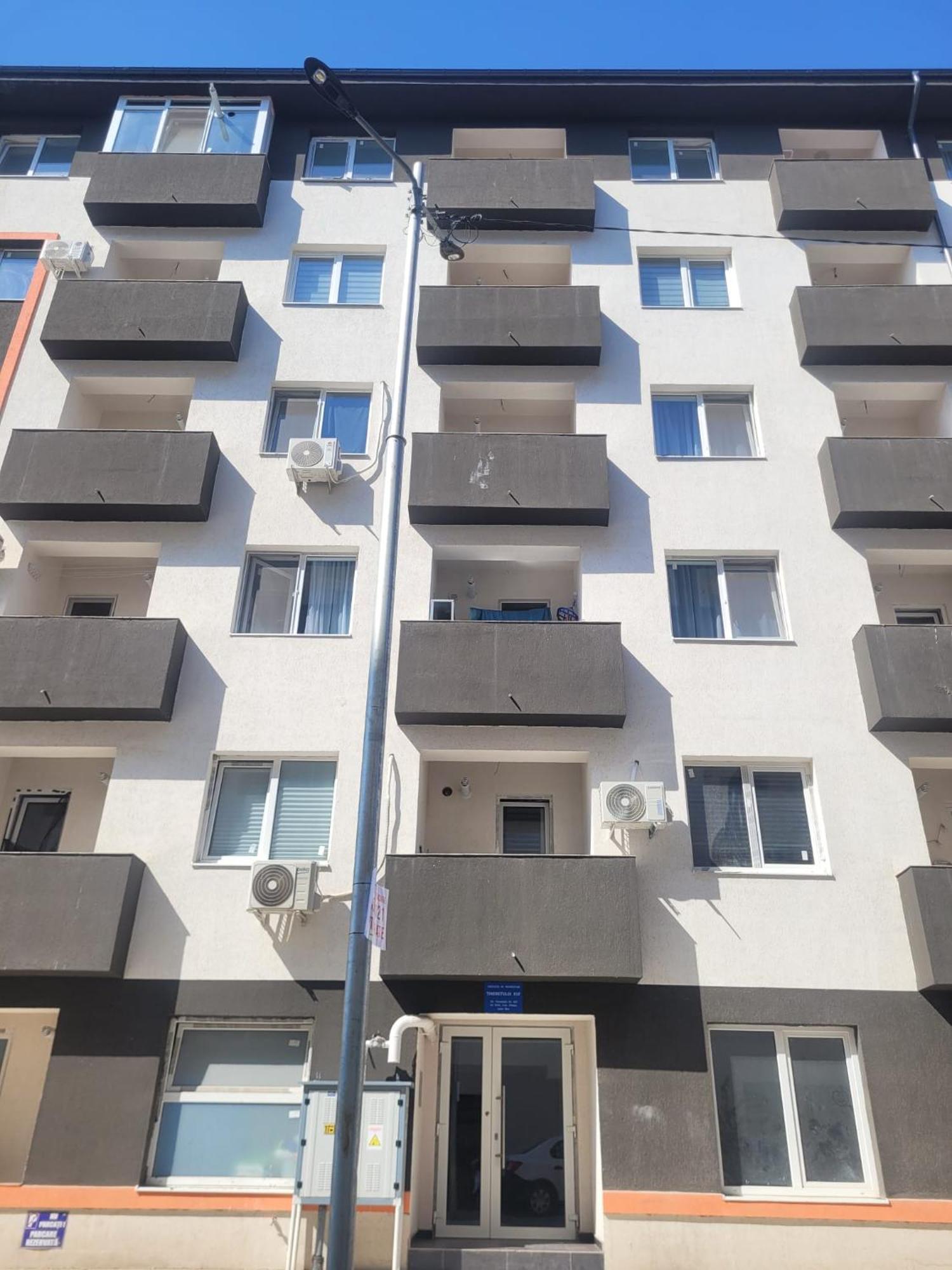 Garsoniera Residence Militari Chiajna ภายนอก รูปภาพ